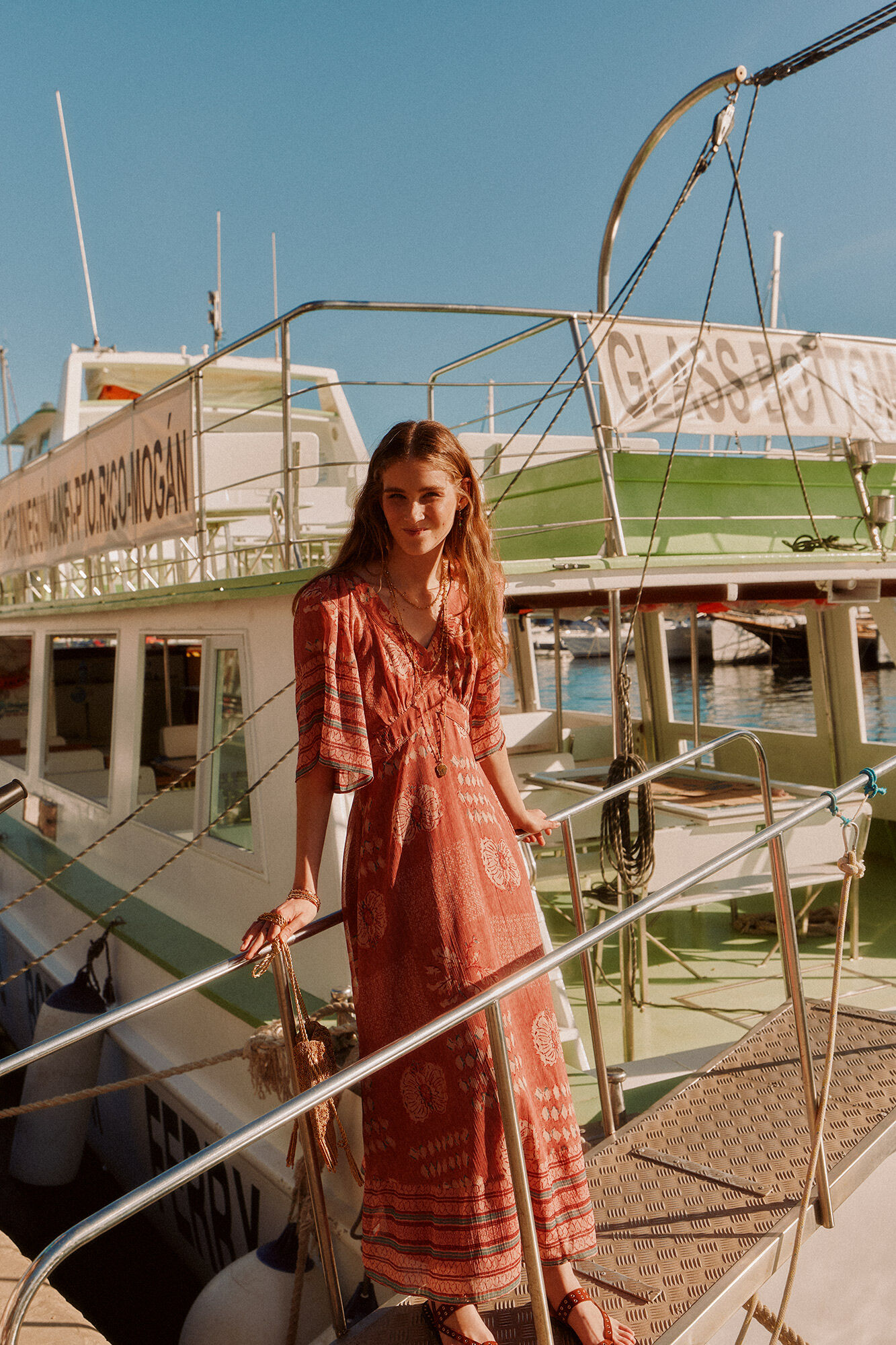 Hoss Intropia Ana. Vestido midi flu&iacute;do