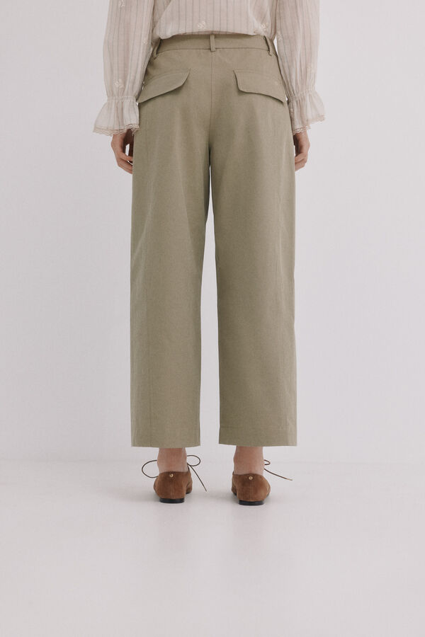 Hoss Intropia Poppy. Pantal&oacute;n chino Kaki