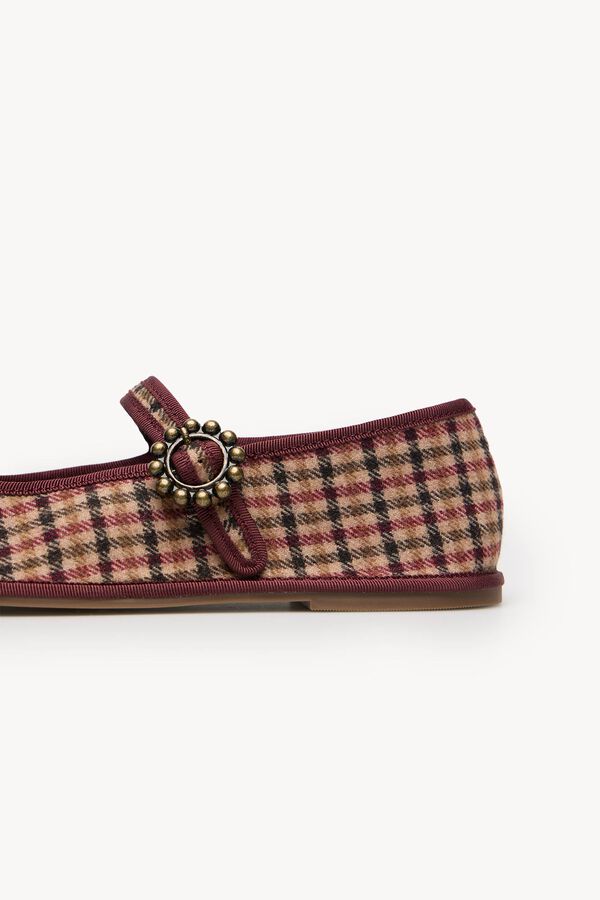 Hoss Intropia Gala. Venecianas de terciopelo de cuadros Granate