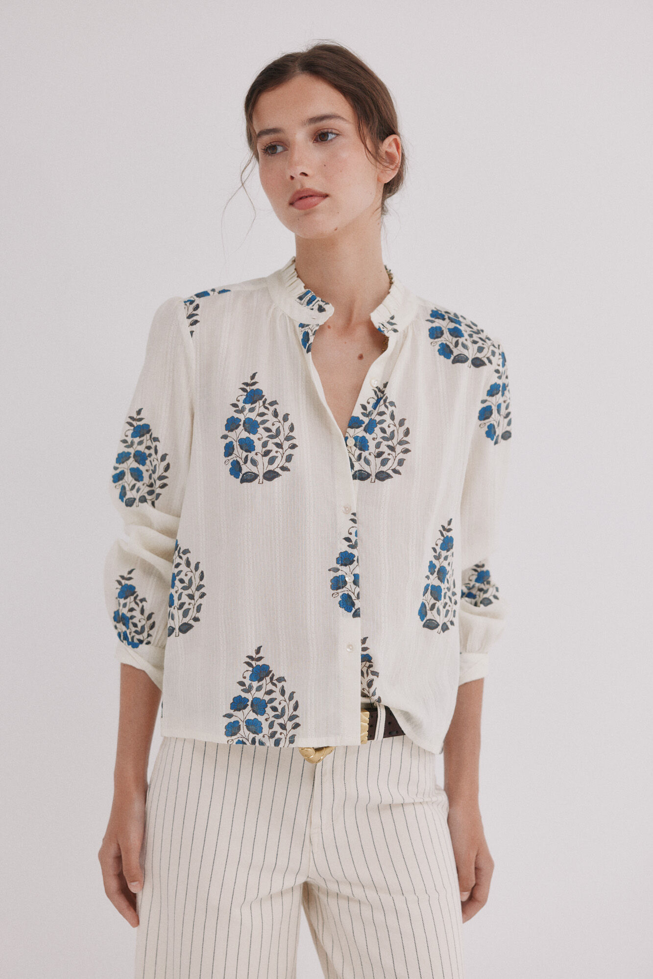 Hoss Intropia Chanel. Blusa estampada