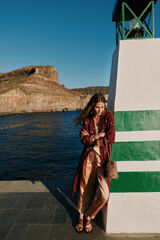 Hoss Intropia Entra. Kimono de lino largo Granate