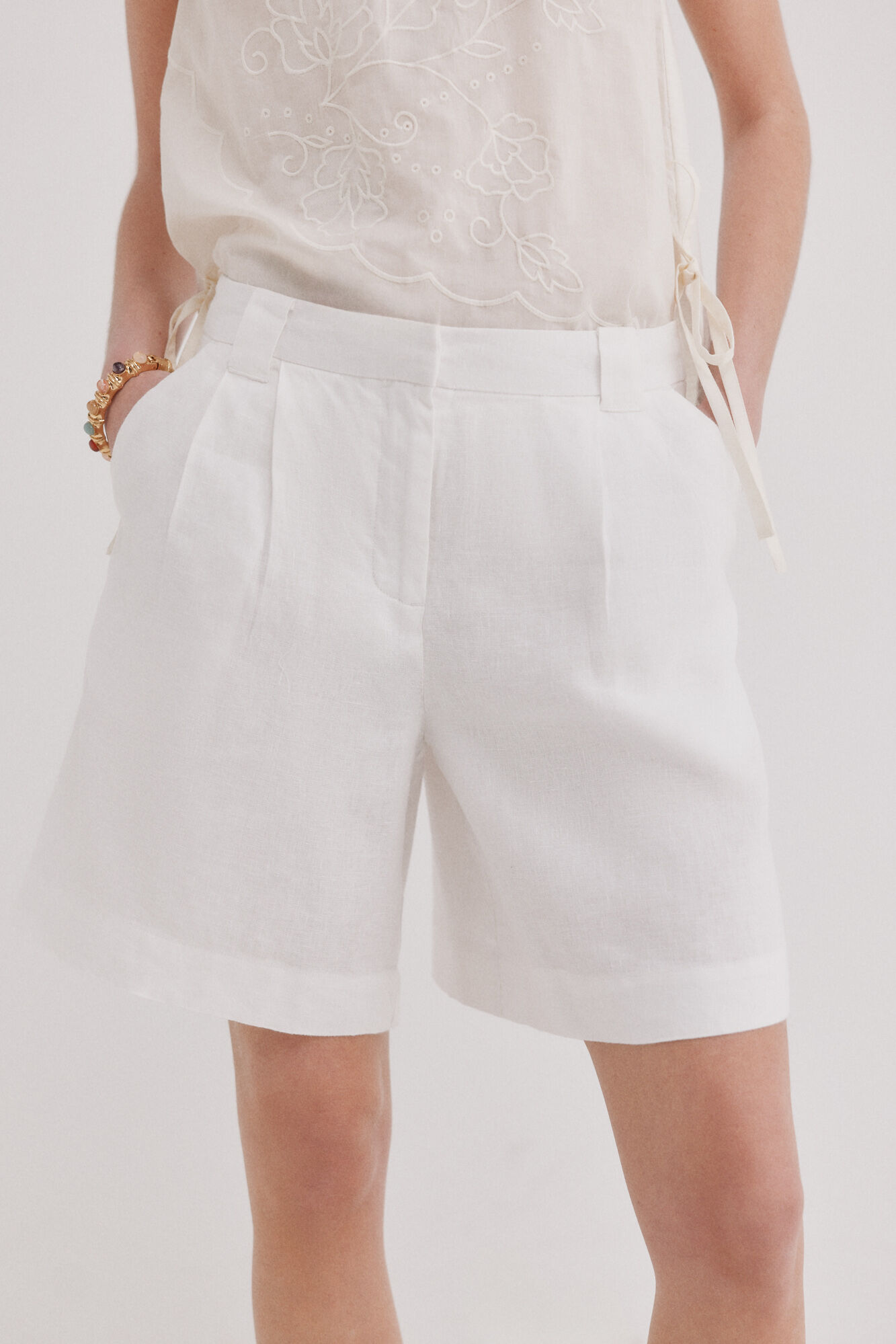 Hoss Intropia Pemar. Bermuda de lino