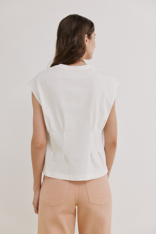 Hoss Intropia Margot. Camiseta entallada Marfil