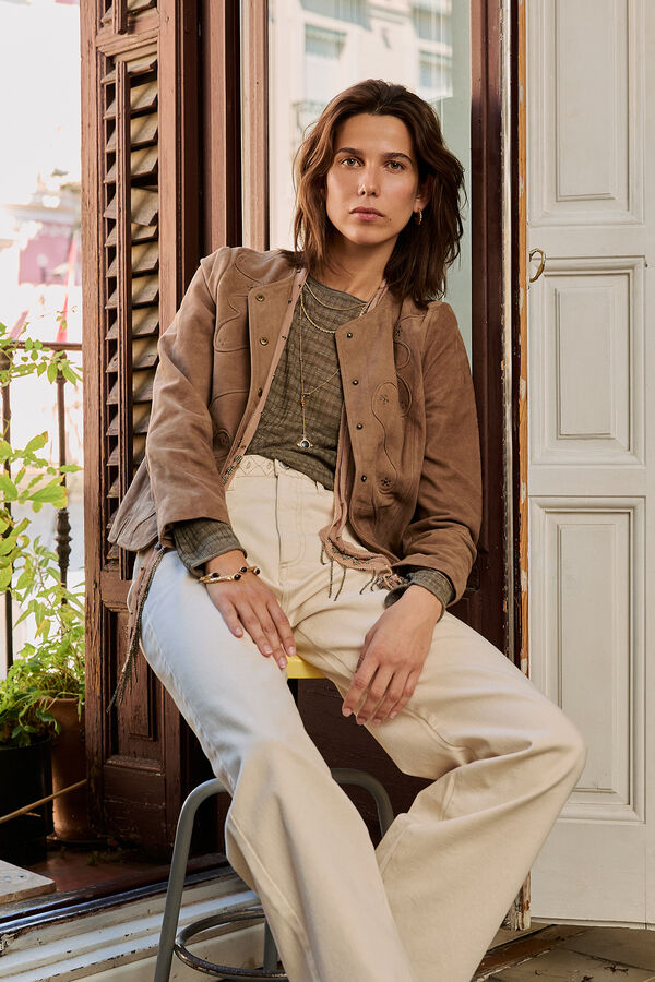 Hoss Intropia Zia. Chaqueta con tachuelas Kaki