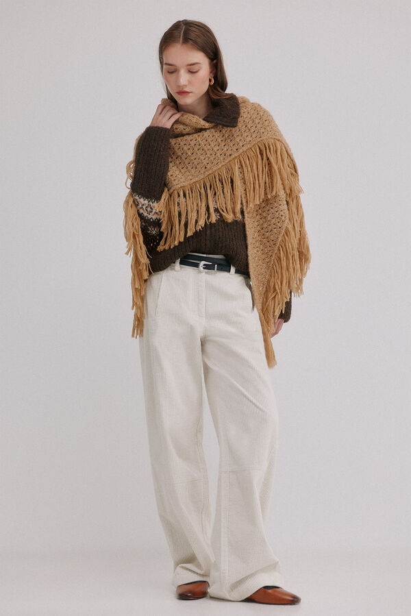 Hoss Intropia Nieves. Chal calado de flecos Dorado