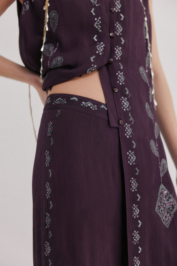 Hoss Intropia Prisca. Pantal&oacute;n bordado Morado