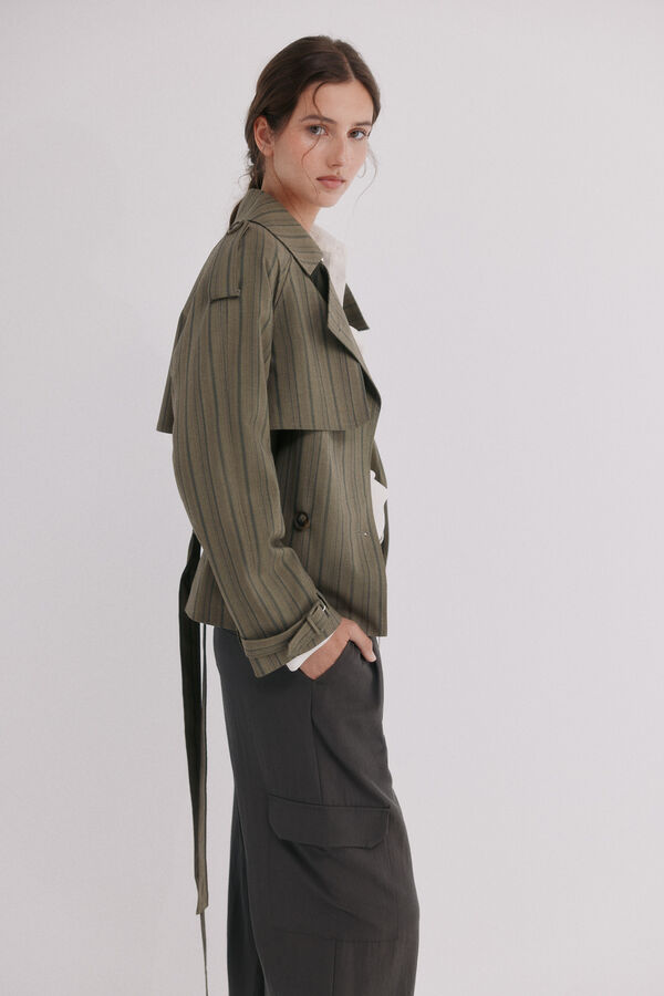 Hoss Intropia Elvira. Trench corta Verde