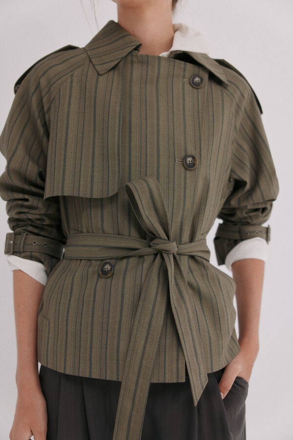 Hoss Intropia Elvira. Trench corta Verde
