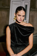 Hoss Intropia Marcela. Top asim&eacute;trico Negro