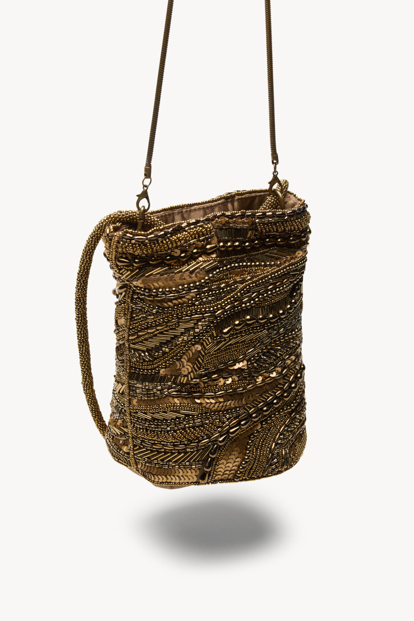 Hoss Intropia Nuria. Bolso de abalorios