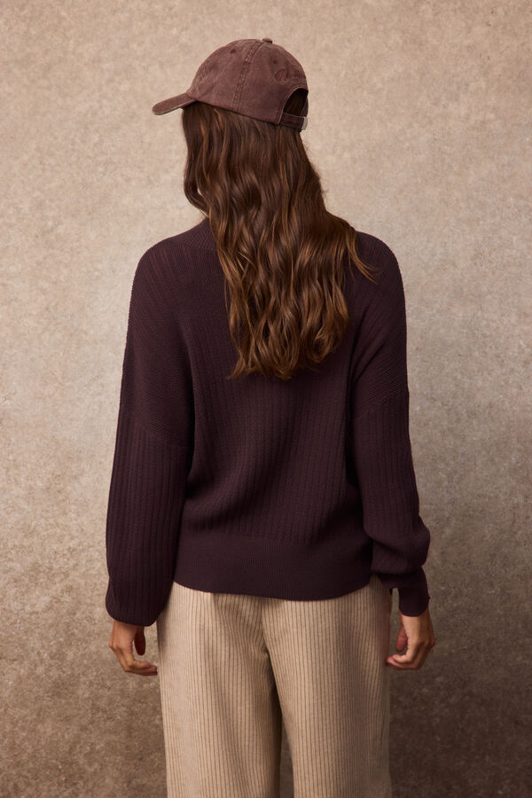 Slowlove Jersey calado pico Marr&oacute;n oscuro