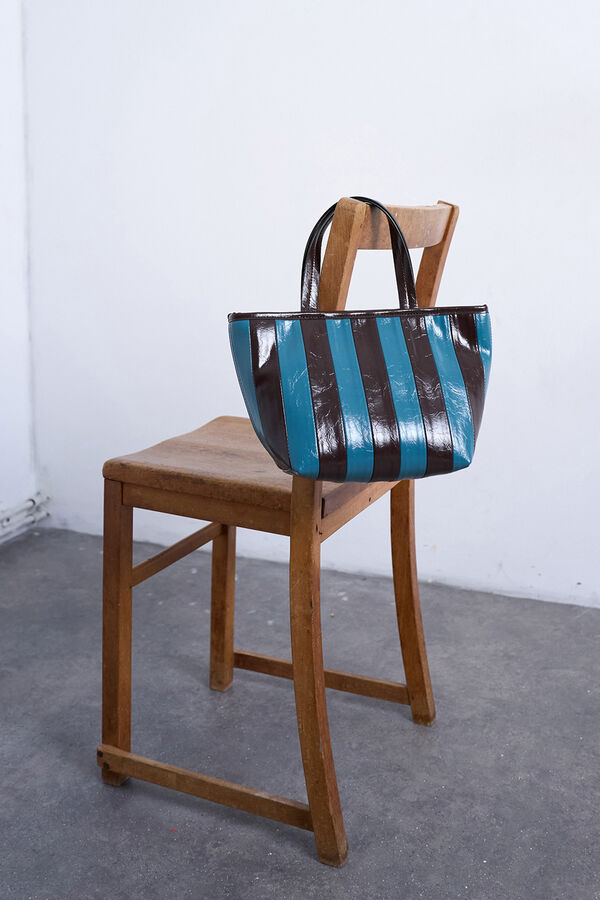 Topshop Bolso de hombro rayas azul