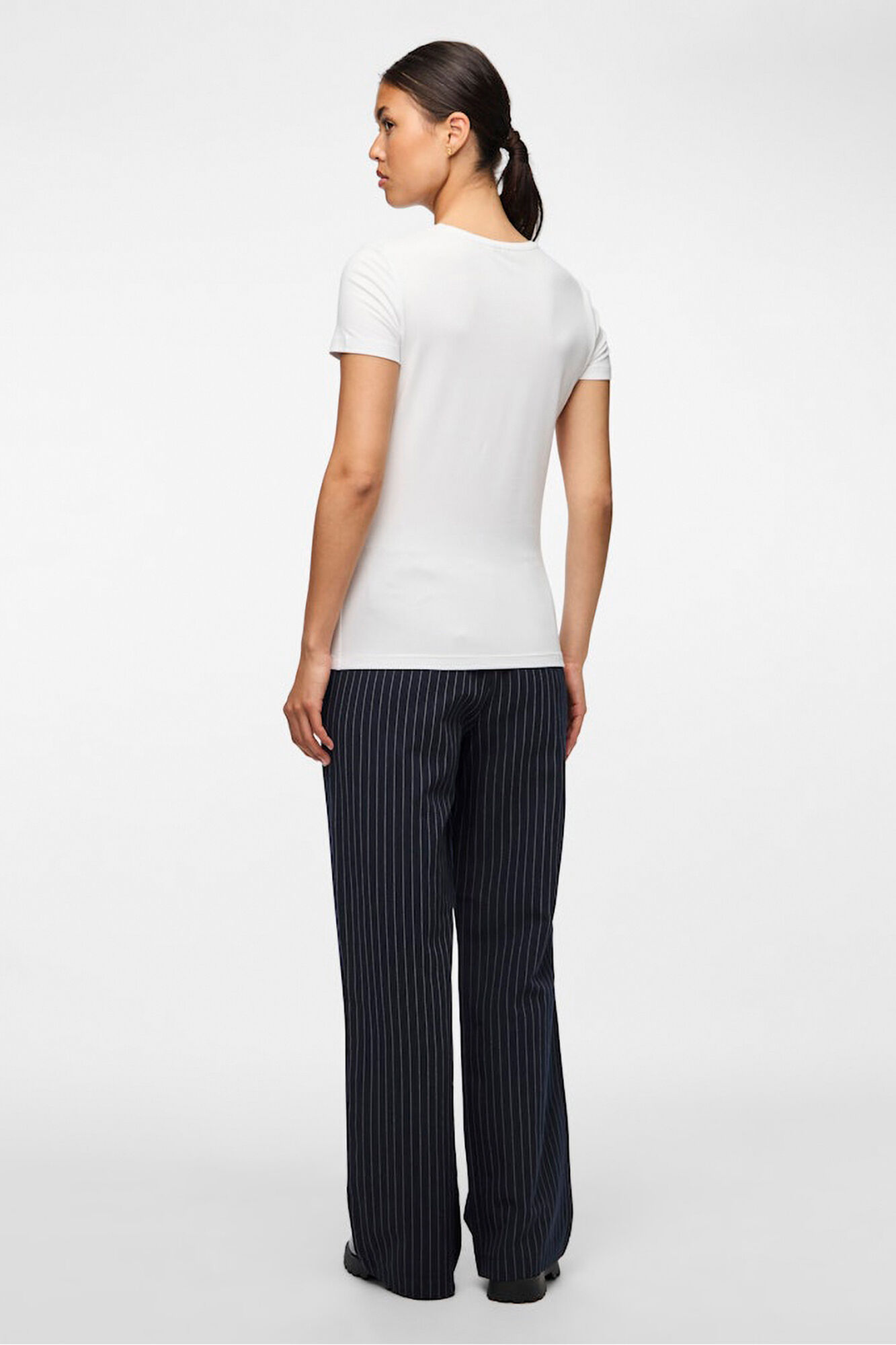 Pieces Camiseta b&aacute;sica