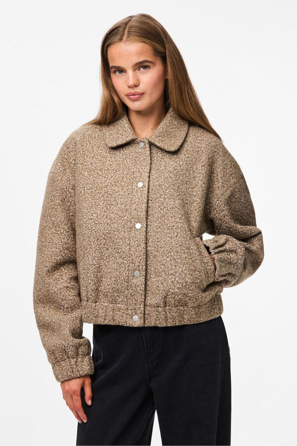 Pieces Chaqueta teddy marr&oacute;n
