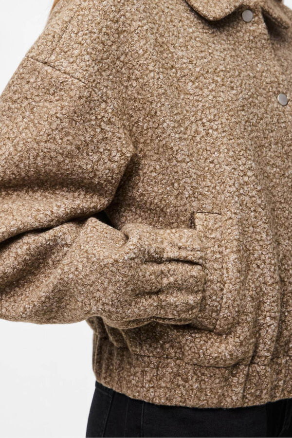 Pieces Chaqueta teddy marr&oacute;n