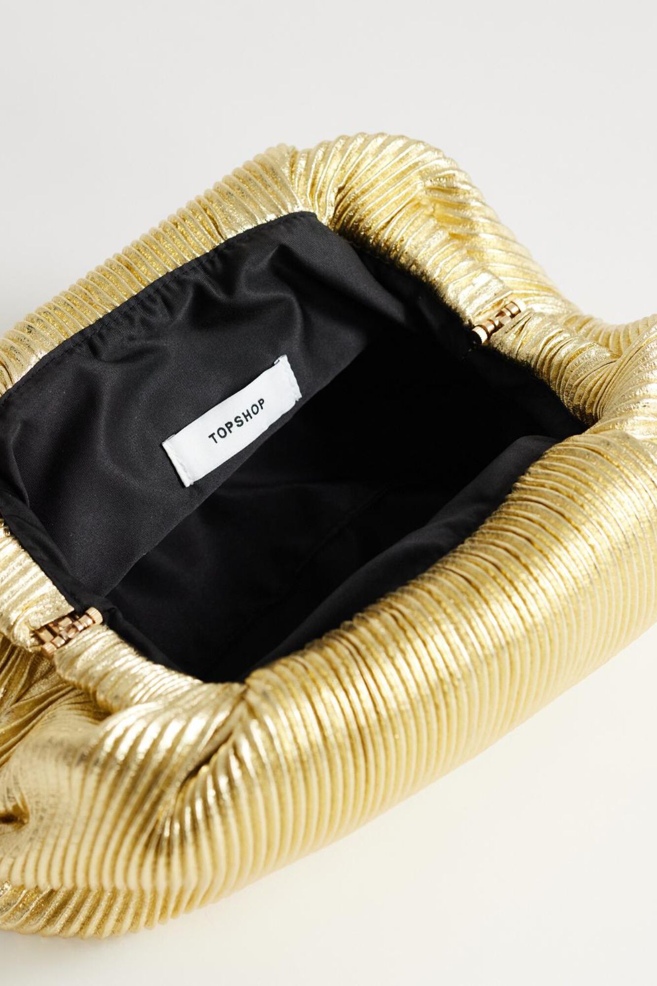 Topshop Bolso clutch acanalado