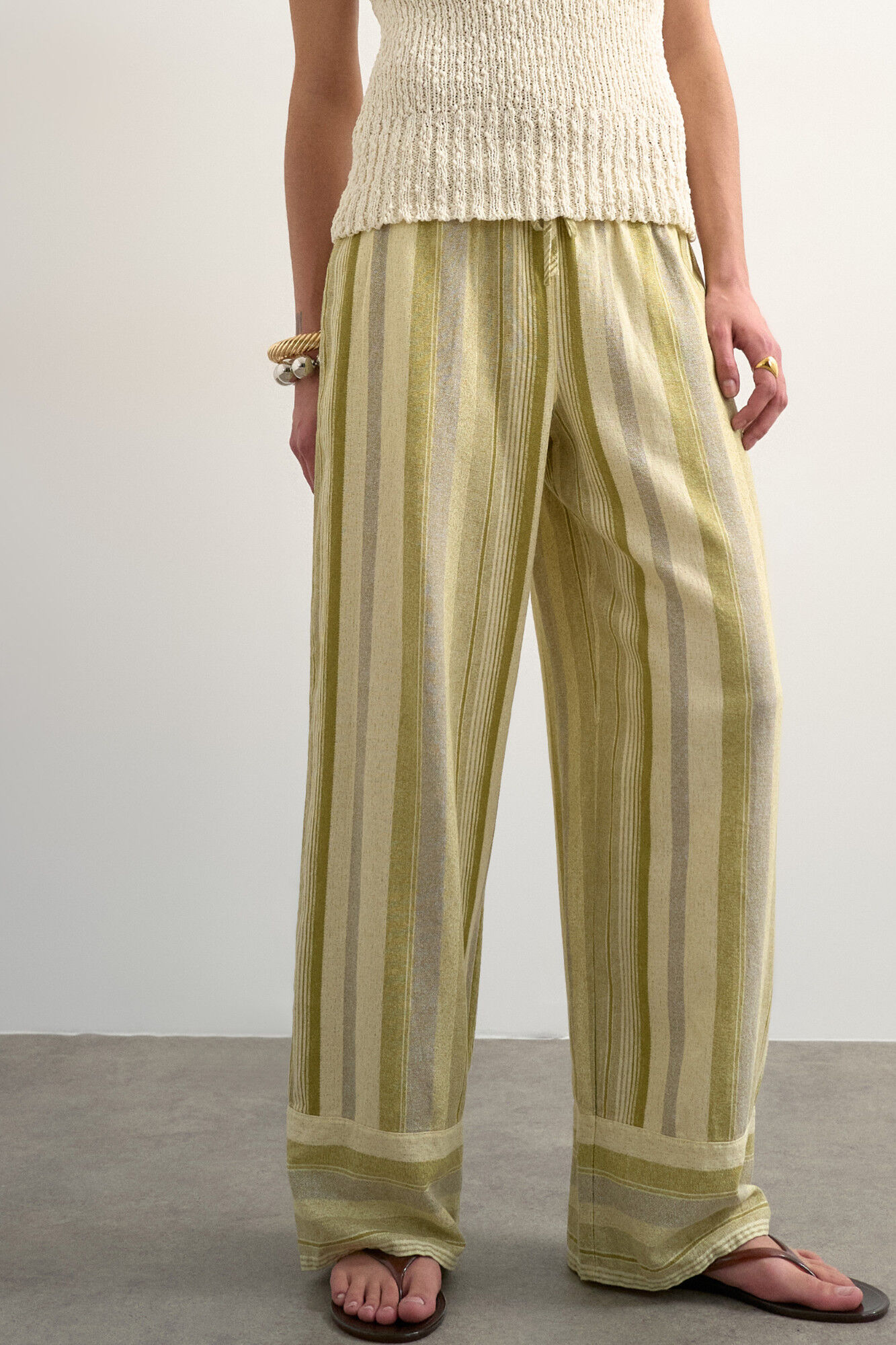 Topshop Pantal&oacute;n estampado de cord&oacute;n