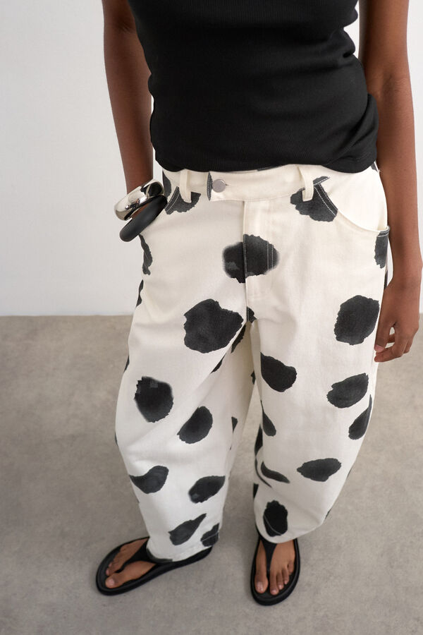 Topshop Pantal&oacute;n estampado barrel fit rosa