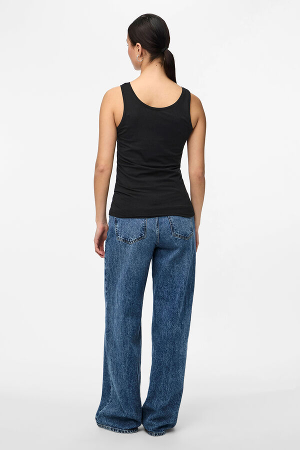 Pieces Tank top b&aacute;sico negro