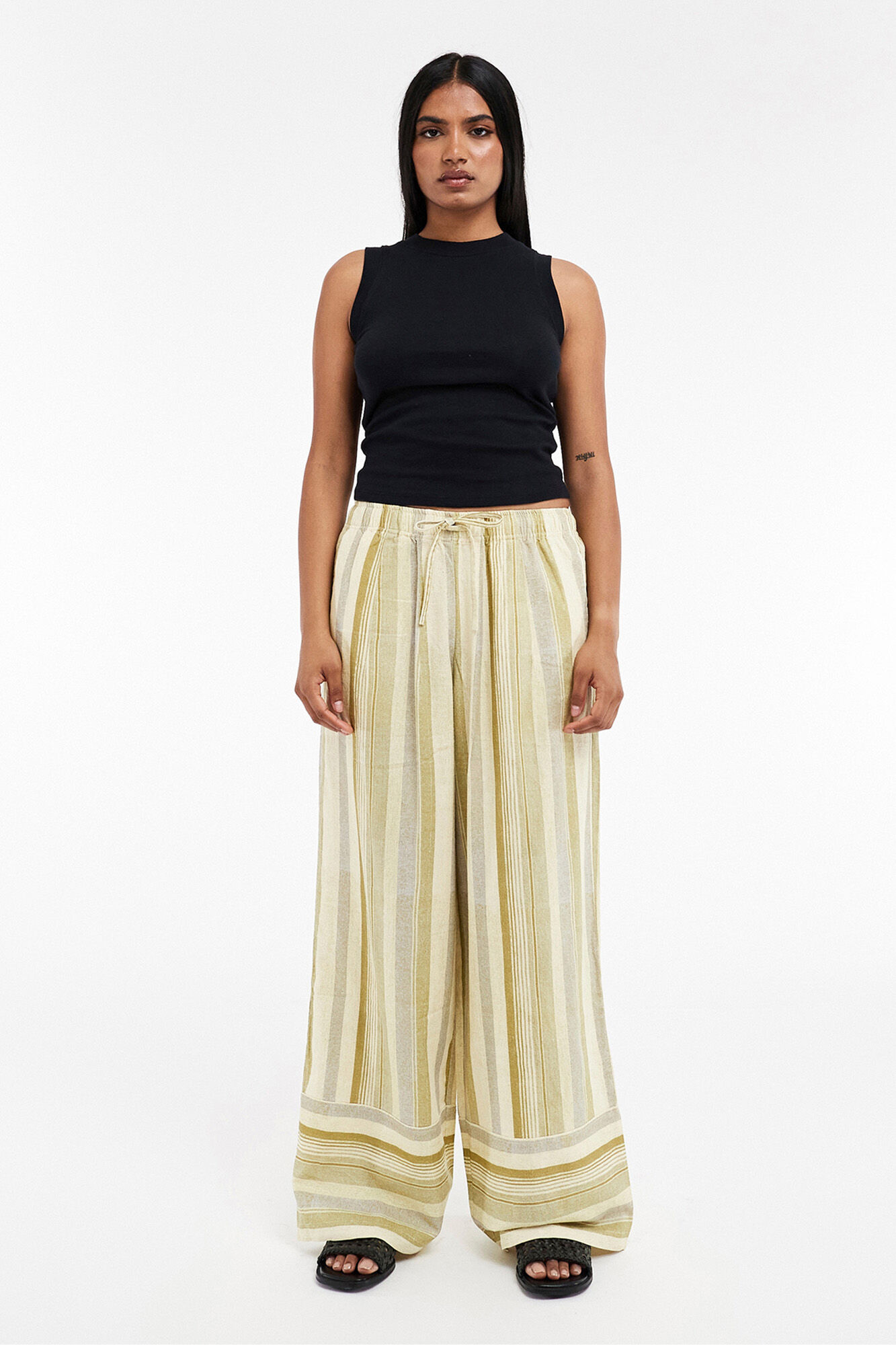 Topshop Pantal&oacute;n estampado de cord&oacute;n