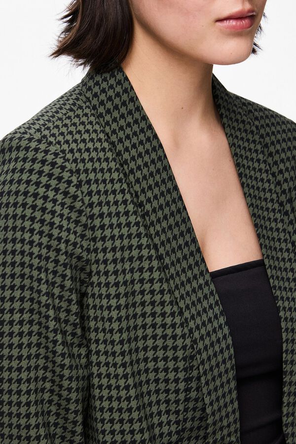 Pieces Blazer estampada con manga tres cuartos verde