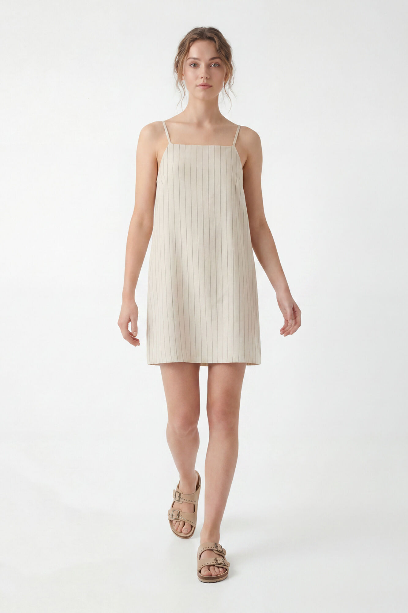 Pieces Vestido corto de lino con tirantes