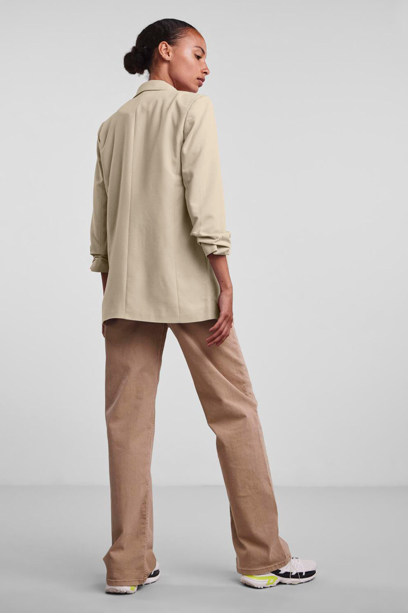 Pieces Blazer b&aacute;sica