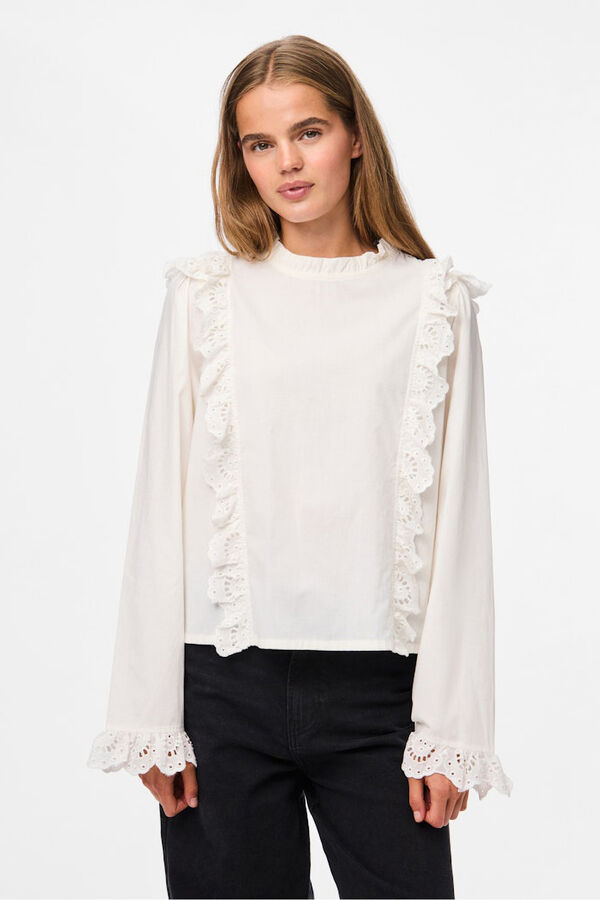Pieces Blusa volantes con bordado ingles blanco