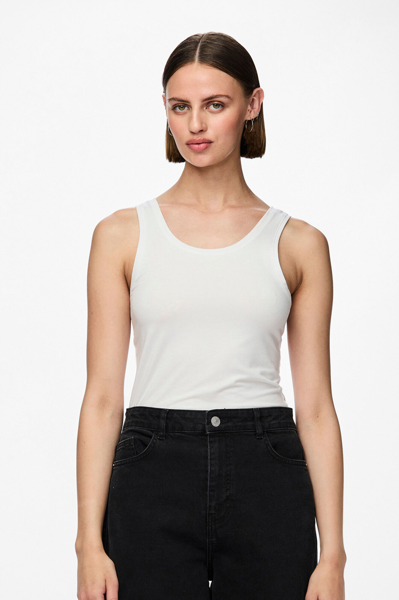 Pieces Tank top b&aacute;sico