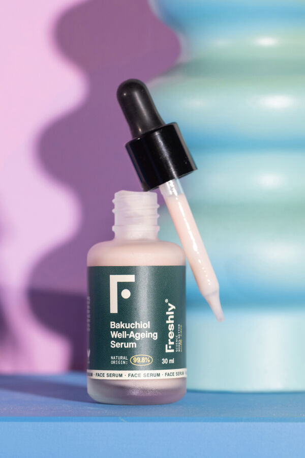 Freshly Cosmetics Mini s&eacute;rum de bakuchiol efecto Well Ageing (15ml) blanco