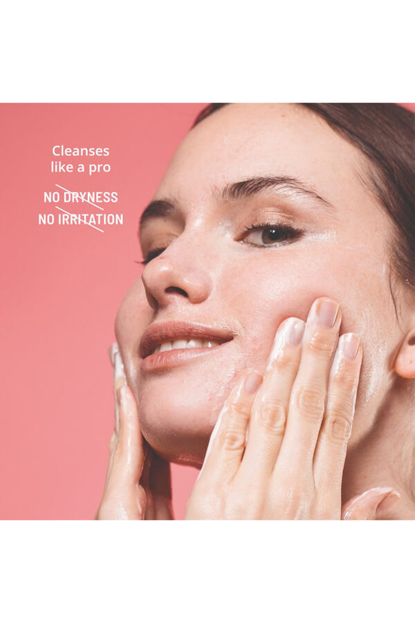 Freshly Cosmetics Rose Quartz Limpiador Facial blanco