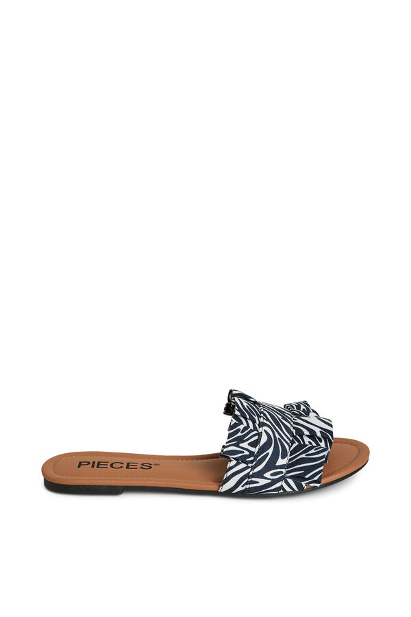 Pieces Sandalias volantes  blanco