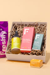 Freshly Cosmetics Cofre rutina anti edad estampado