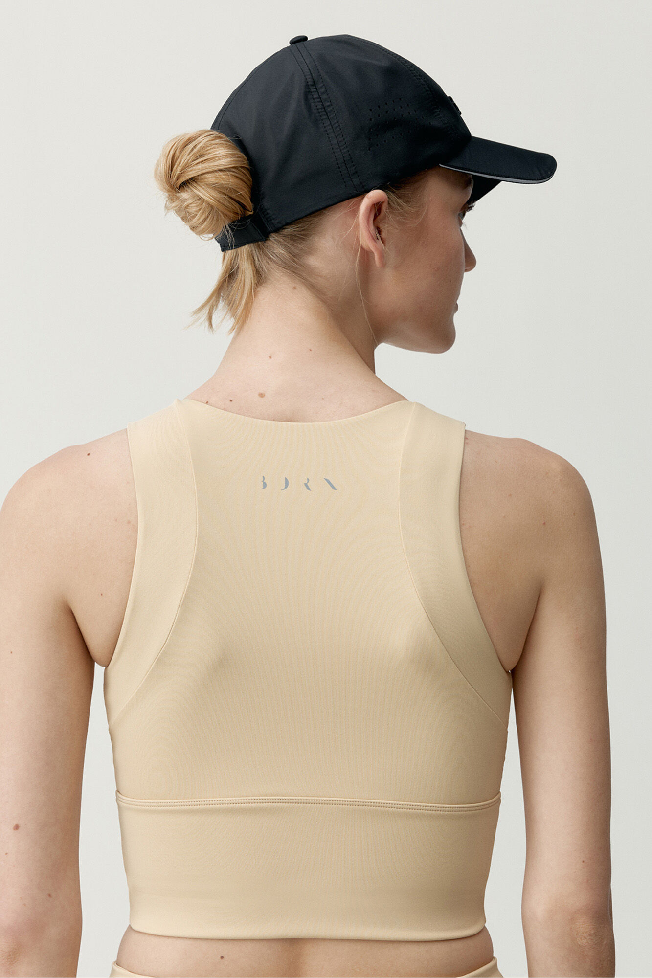 Born Living Yoga Top deportivo Marina beige