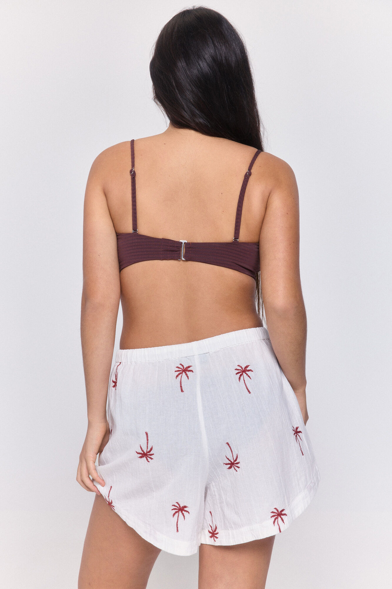 Pieces Shorts algod&oacute;n org&aacute;nico bordado