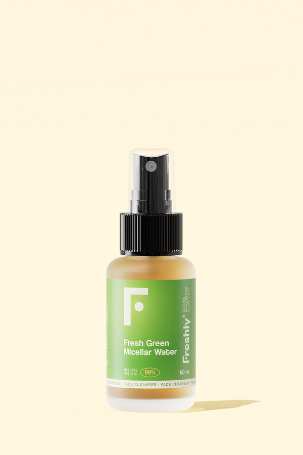 Freshly Cosmetics Mini agua micelar tama&ntilde;o viaje (50ml) blanco