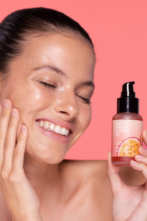 Freshly Cosmetics Silky Passion Aceite Limpiador  blanco