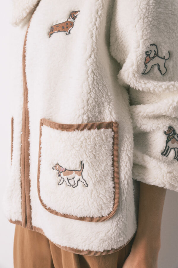 Women'secret Bata corta borreguito parches perritos marfil