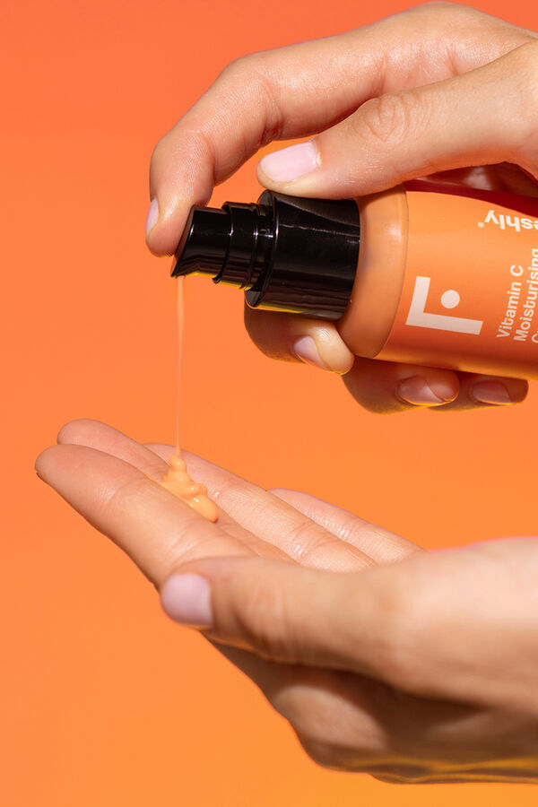 Freshly Cosmetics Vitamin C Mosturizing Cream blanco
