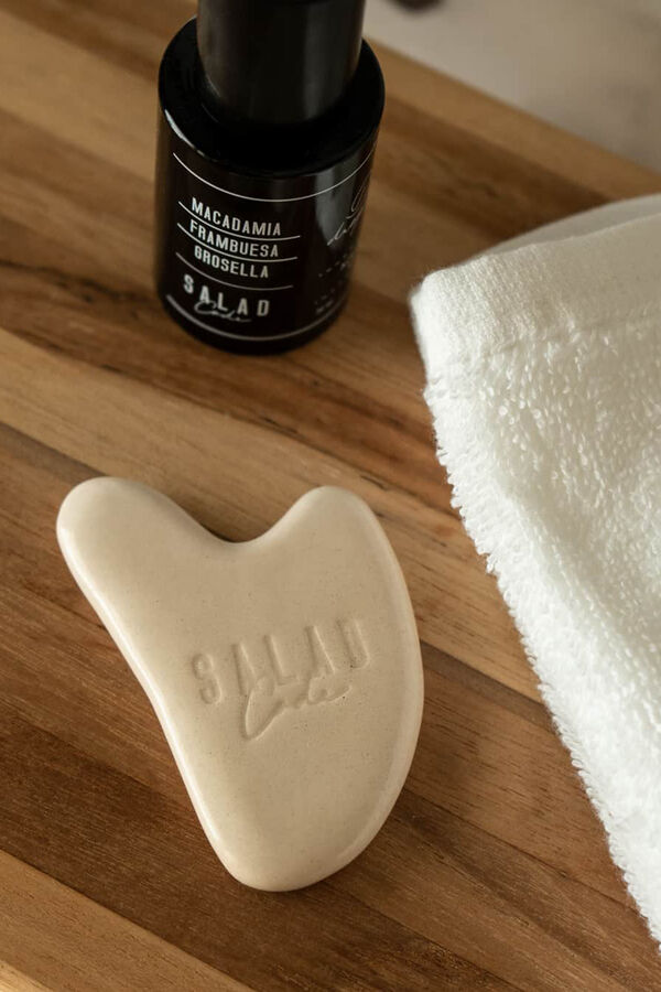 Salad Code Guasha artesanal negro