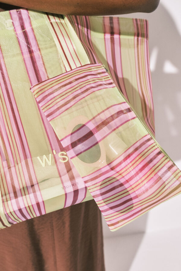 Women'secret Bolso grande mesh rayas verde y rosa estampado