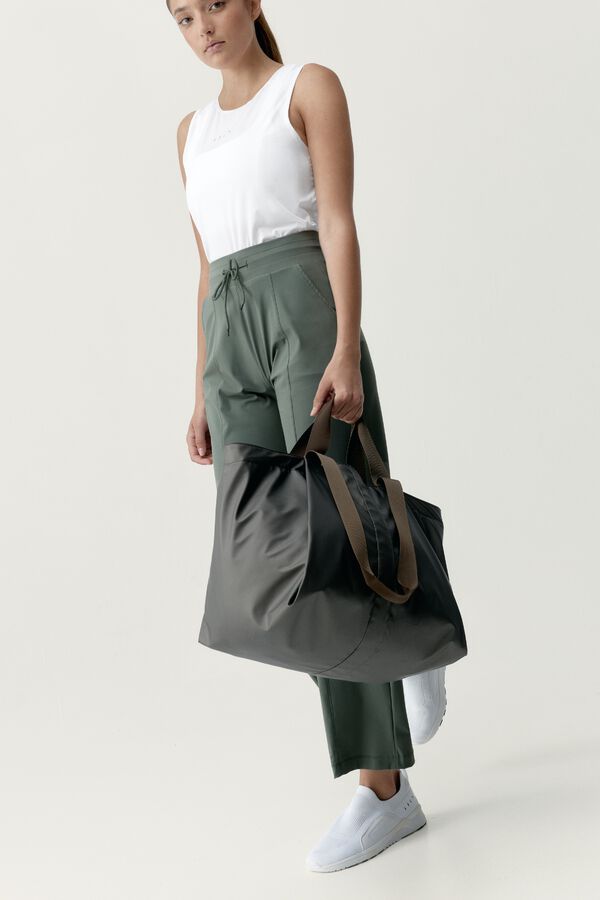 Born Living Yoga Bolso deportivo Raga caqui nude