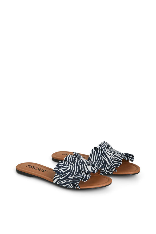 Pieces Sandalias volantes  blanco