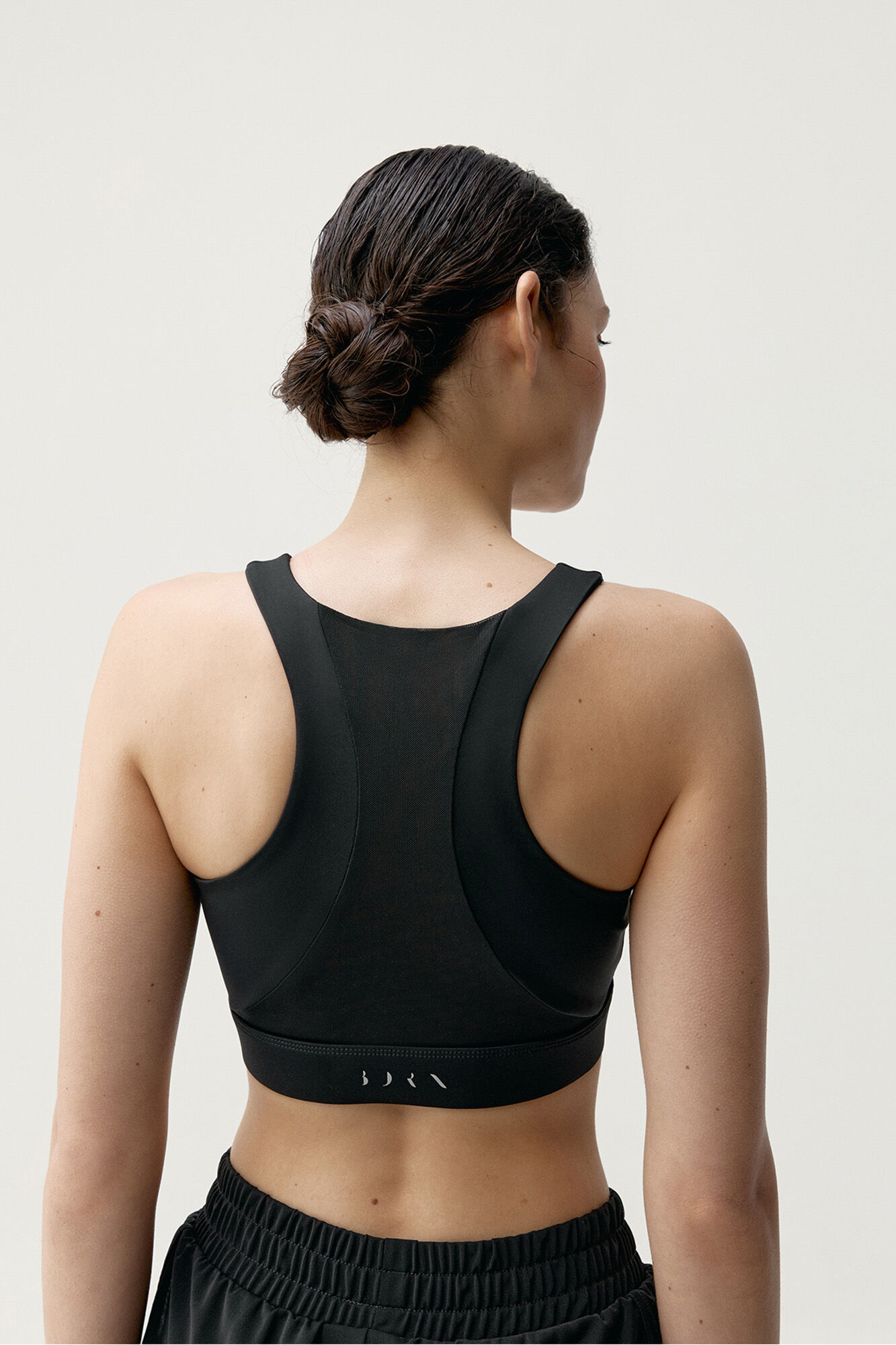 Born Living Yoga Top deportivo Padma 2.0 negro