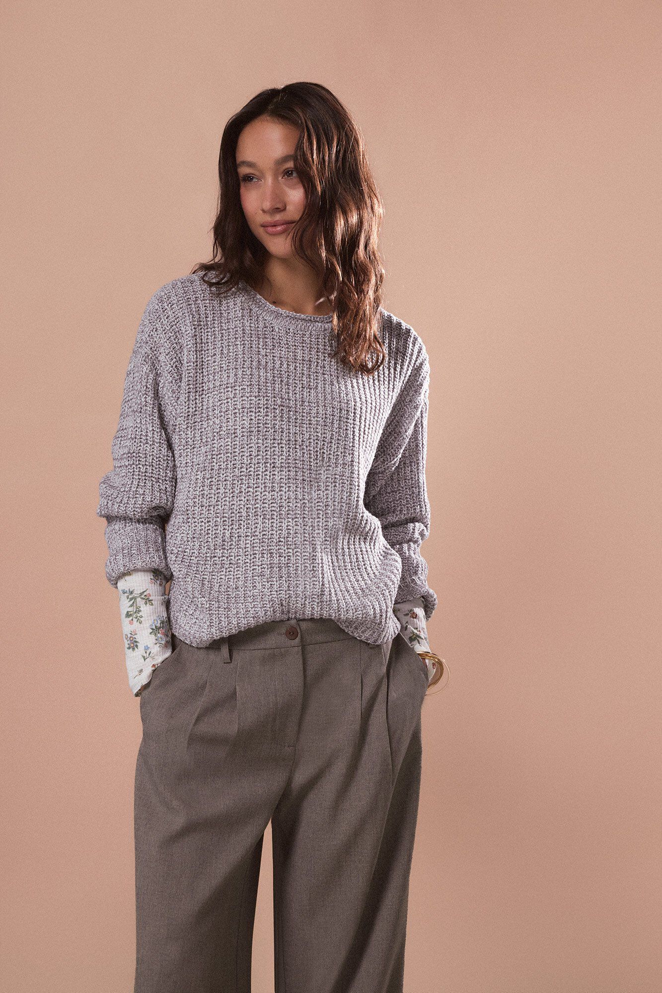 Conjunto de jersey, pantal&oacute;n y top