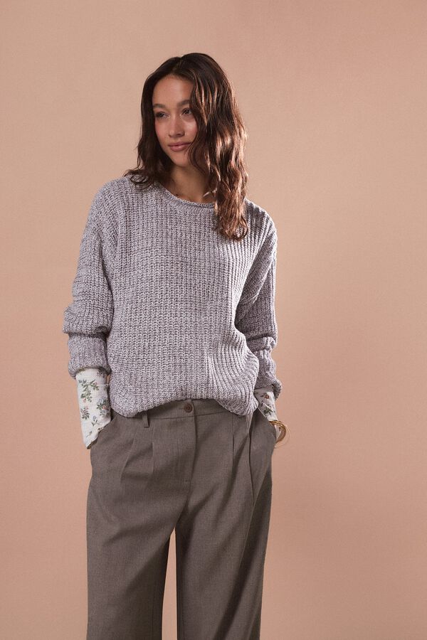 Conjunto de jersey, pantal&oacute;n y top