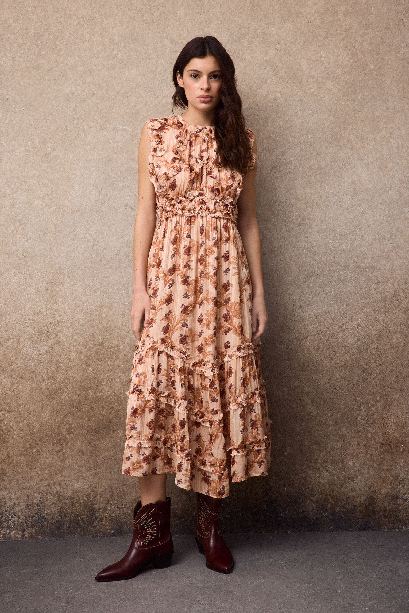 Conjunto de vestido y bot&iacute;n