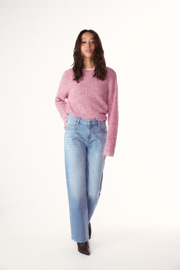 Conjunto de jersey, jeans y bota