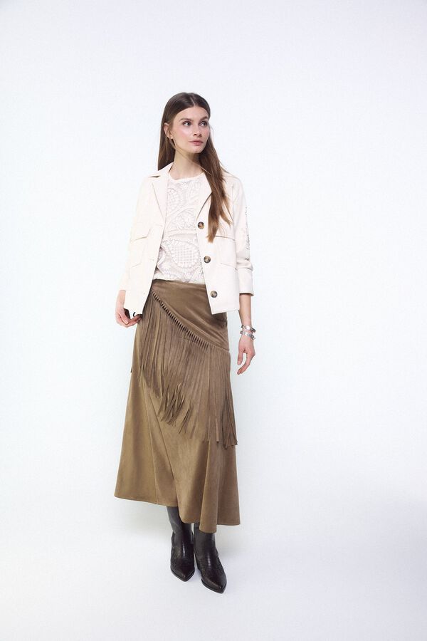 Conjunto de falda, cazadora, bota y top