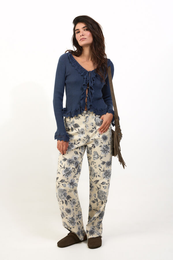 Conjunto de jersey, pantal&oacute;n y zueco